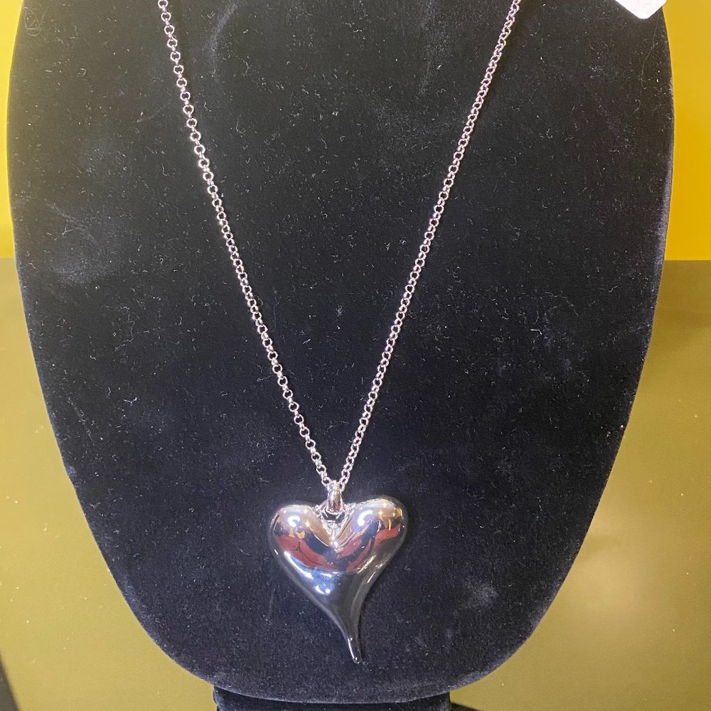Traci Lynn - Heart String Necklace